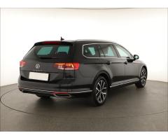 Volkswagen Passat 2.0 TDI 110kW - 8