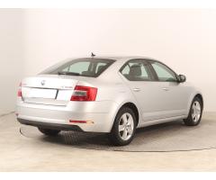 Škoda Octavia 1.6 TDI 85kW - 8