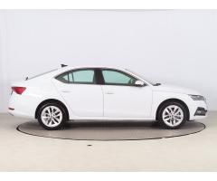 Škoda Octavia 1.5 TSI e-tec 110kW - 10