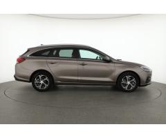 Hyundai i30 1.0 T-GDI 88kW - 12