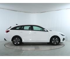 Hyundai i30 1.5 DPI 71kW - 8