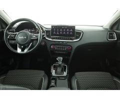 Kia Cee`d 1.6 GDI plug-in 104kW - 12