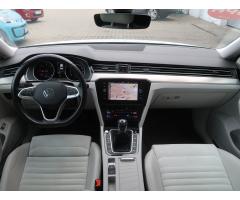 Volkswagen Passat 2.0 TDI 110kW - 10