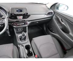 Hyundai i30 1.5 DPI 81kW - 13