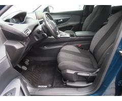 Peugeot 5008 PureTech 130 96kW - 18