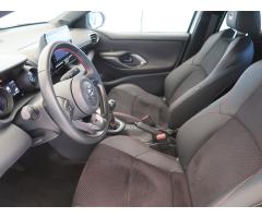 Toyota Yaris 1.5 VVT-i 92kW - 17