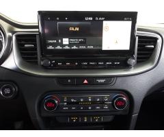 Kia Cee`d 1.5 T-GDI MHEV 118kW - 20