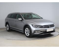 Volkswagen Passat 2.0 TDI 147kW - 1