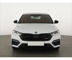 ŠKODA SUPERB COMBI 2.0TDI 140 LAURIN&K 4X4 DSG 7ST