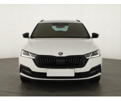 ŠKODA SUPERB COMBI 2.0TDI 140 LAURIN&K 4X4 DSG 7ST