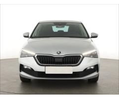 ŠKODA SUPERB COMBI 2.0TDI 140 LAURIN&K 4X4 DSG 7ST