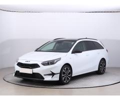 Kia Cee`d 1.5 T-GDI 118kW - 3