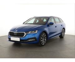 ŠKODA SUPERB COMBI 2.0TDI 140 LAURIN&K 4X4 DSG 7ST