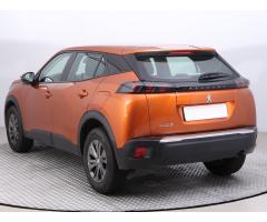 Peugeot 2008 1.2 PureTech 74kW - 5