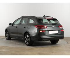 Hyundai i30 1.5 DPI 71kW - 5