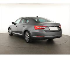 ŠKODA SUPERB COMBI 2.0TDI 140 LAURIN&K 4X4 DSG 7ST