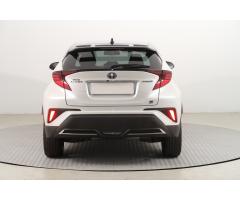 Toyota C-HR 2.0 Hybrid 135kW - 6