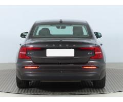 Volvo S60 B4 145kW - 6