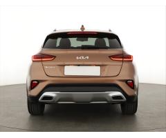 Kia XCeed 1.5 T-GDI 118kW - 8