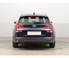 Hyundai i30 1.6 CRDi 85kW - 6