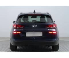 Hyundai i30 1.6 CRDi 85kW - 7