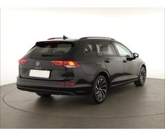 Volkswagen Golf 1.5 TSI 96kW - 9