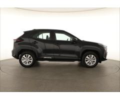 Toyota Yaris Cross 1.5 VVT-iE E-Four 85kW - 8