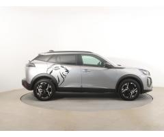 Peugeot 2008 1.2 PureTech 74kW - 8