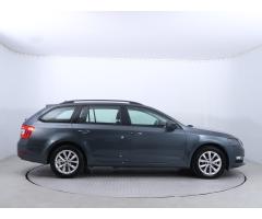 Škoda Octavia 1.6 TDI 85kW - 8