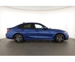 BMW Řada 3 330 e xDrive 215kW - 9