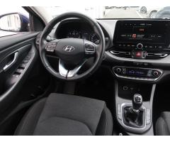 Hyundai i30 1.6 CRDi 85kW - 10