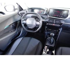 Peugeot 2008 1.2 PureTech 74kW - 10