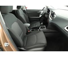 Kia Cee`d 1.5 T-GDI 118kW - 10