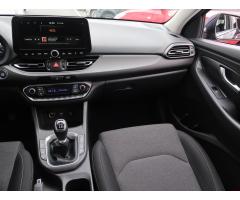 Hyundai i30 1.6 CRDi 85kW - 13