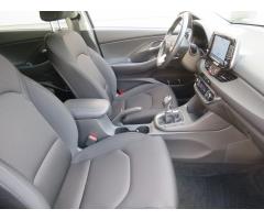 Hyundai i30 1.6 CRDi 85kW - 13