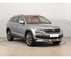 ŠKODA SUPERB COMBI 2.0TDI 140 LAURIN&K 4X4 DSG 7ST