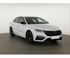 ŠKODA SUPERB COMBI 2.0TDI 140 LAURIN&K 4X4 DSG 7ST