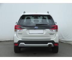 Subaru Forester 2.0 e-Boxer MHEV 110kW - 6