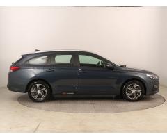 Hyundai i30 1.5 DPI 81kW - 8