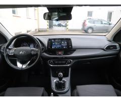 Hyundai i30 1.5 DPI 81kW - 10