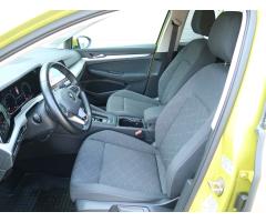 Volkswagen Golf 1.0 eTSI 81kW - 16