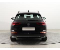 Volkswagen Golf 2.0 TDI 110kW - 6