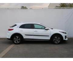 Kia XCeed 1.5 T-GDI 118kW - 8