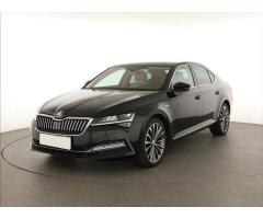 ŠKODA SUPERB COMBI 2.0TDI 140 LAURIN&K 4X4 DSG 7ST