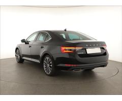 ŠKODA SUPERB COMBI 2.0TDI 140 LAURIN&K 4X4 DSG 7ST