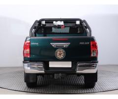 Toyota Hilux 2.4 D-4D 110kW - 6