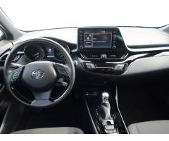 Toyota C-HR 1.8 Hybrid 90kW - 10