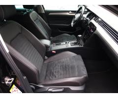 Volkswagen Passat 1.5 TSI 110kW - 12