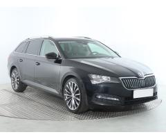 ŠKODA SUPERB COMBI 2.0TDI 140 LAURIN&K 4X4 DSG 7ST