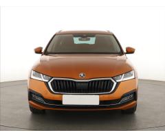 ŠKODA SUPERB COMBI 2.0TDI 140 LAURIN&K 4X4 DSG 7ST